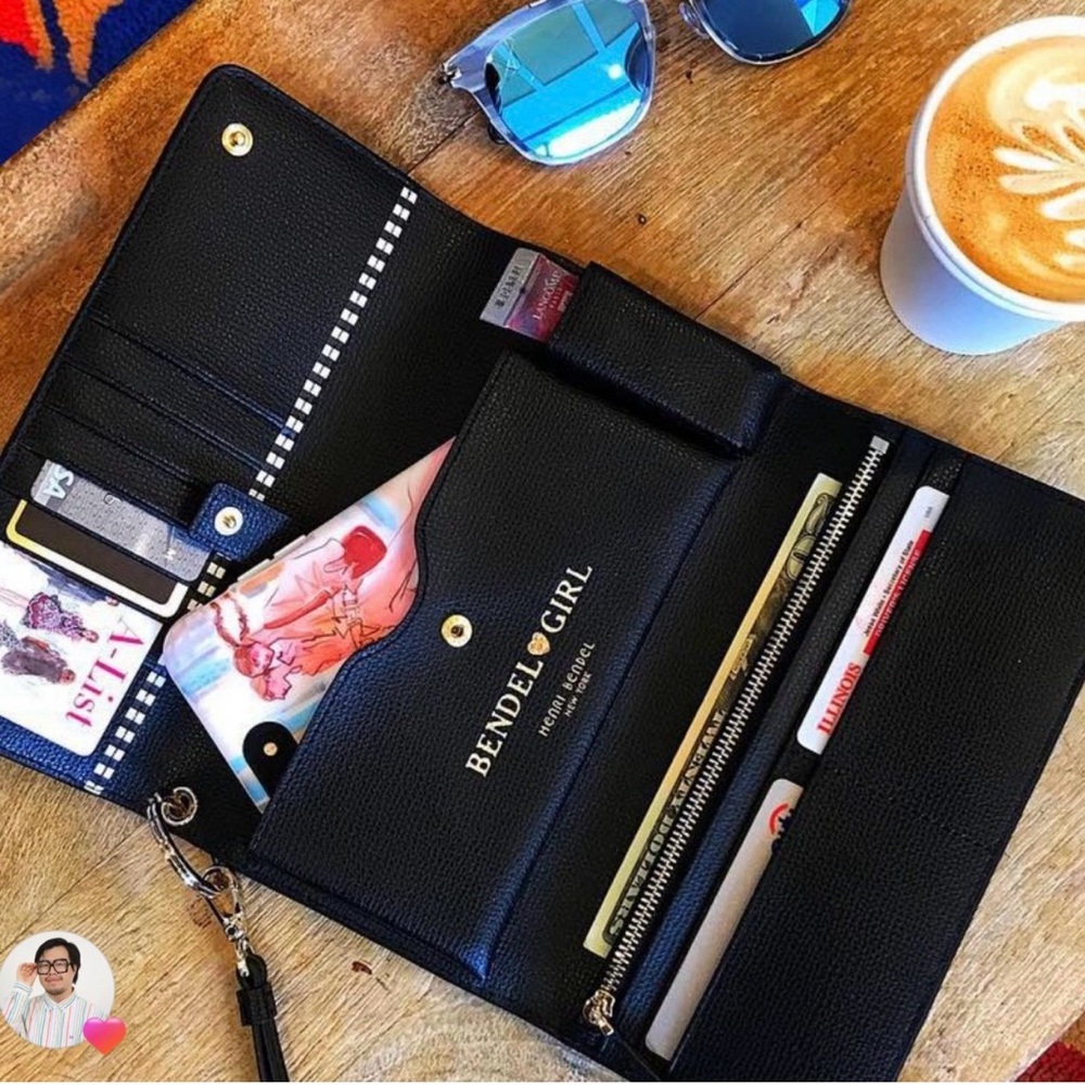 Henri BENDEL Uptown Iconic Organizer Black Long Leather Wallet Clutch Wristlet